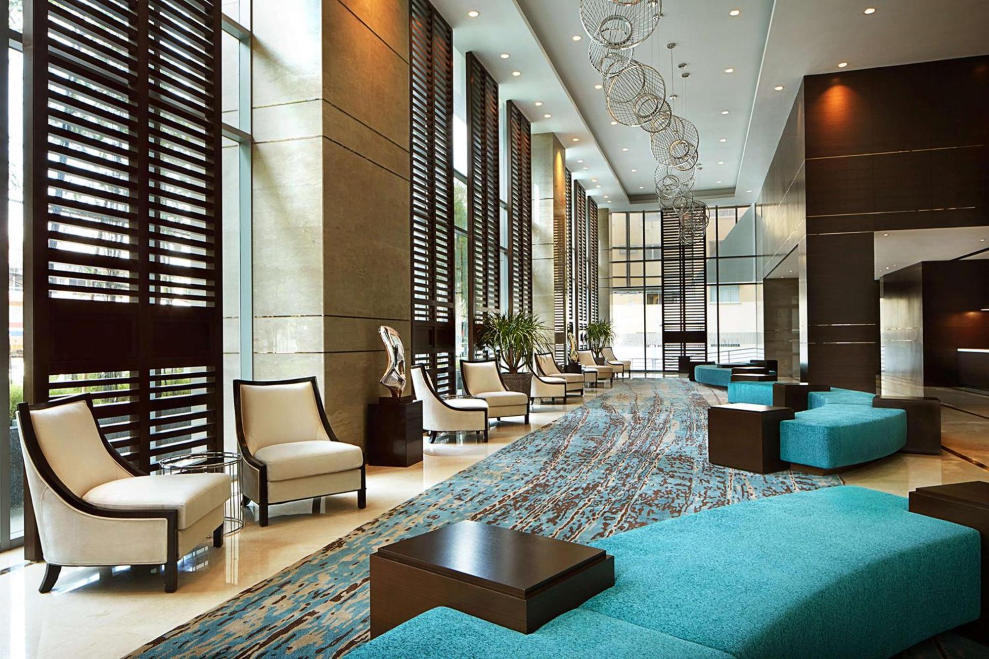 Hotel Doubletree By Hilton Melaka Exterior foto Lobby