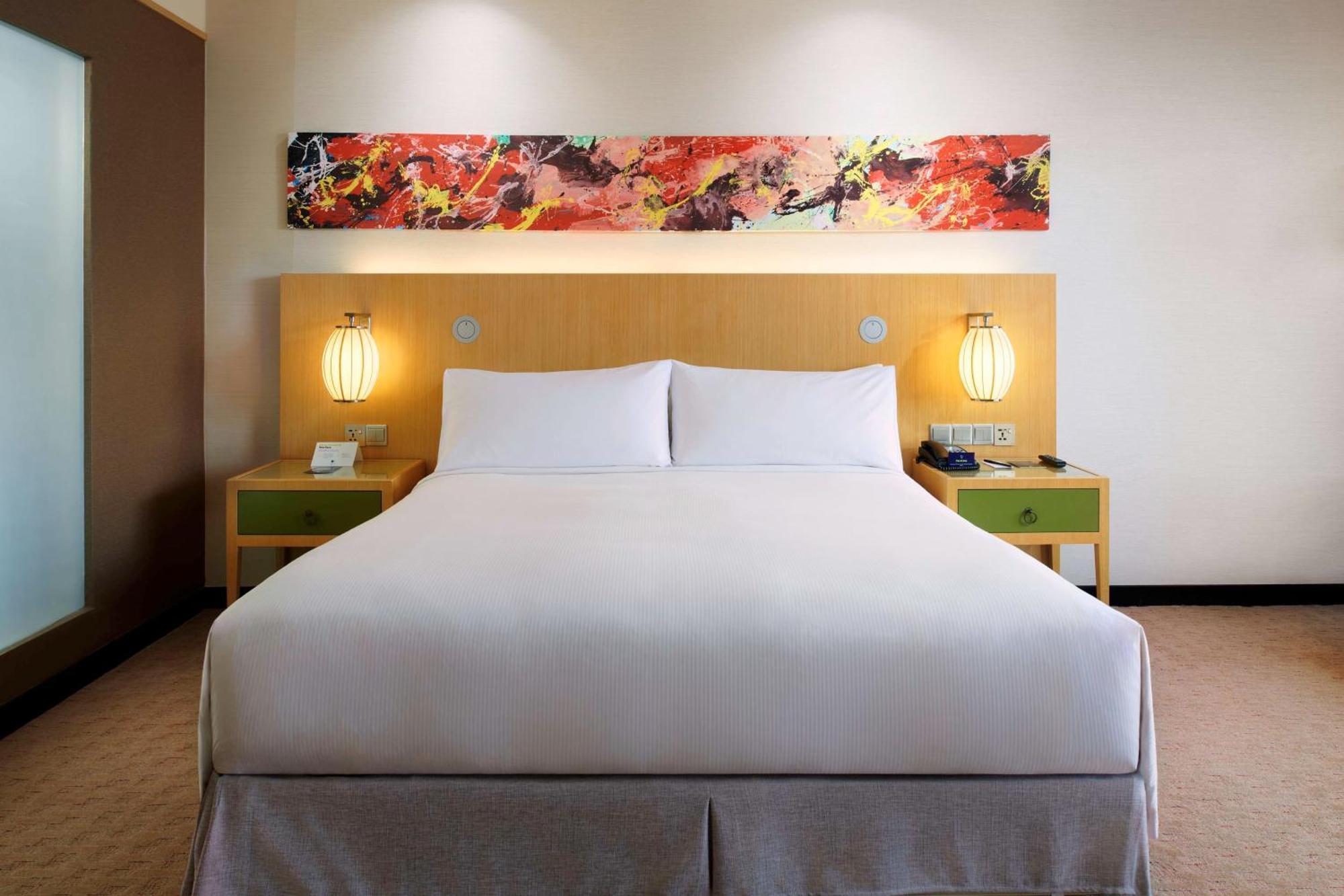 Hotel Doubletree By Hilton Melaka Exterior foto A bedroom at the hotel